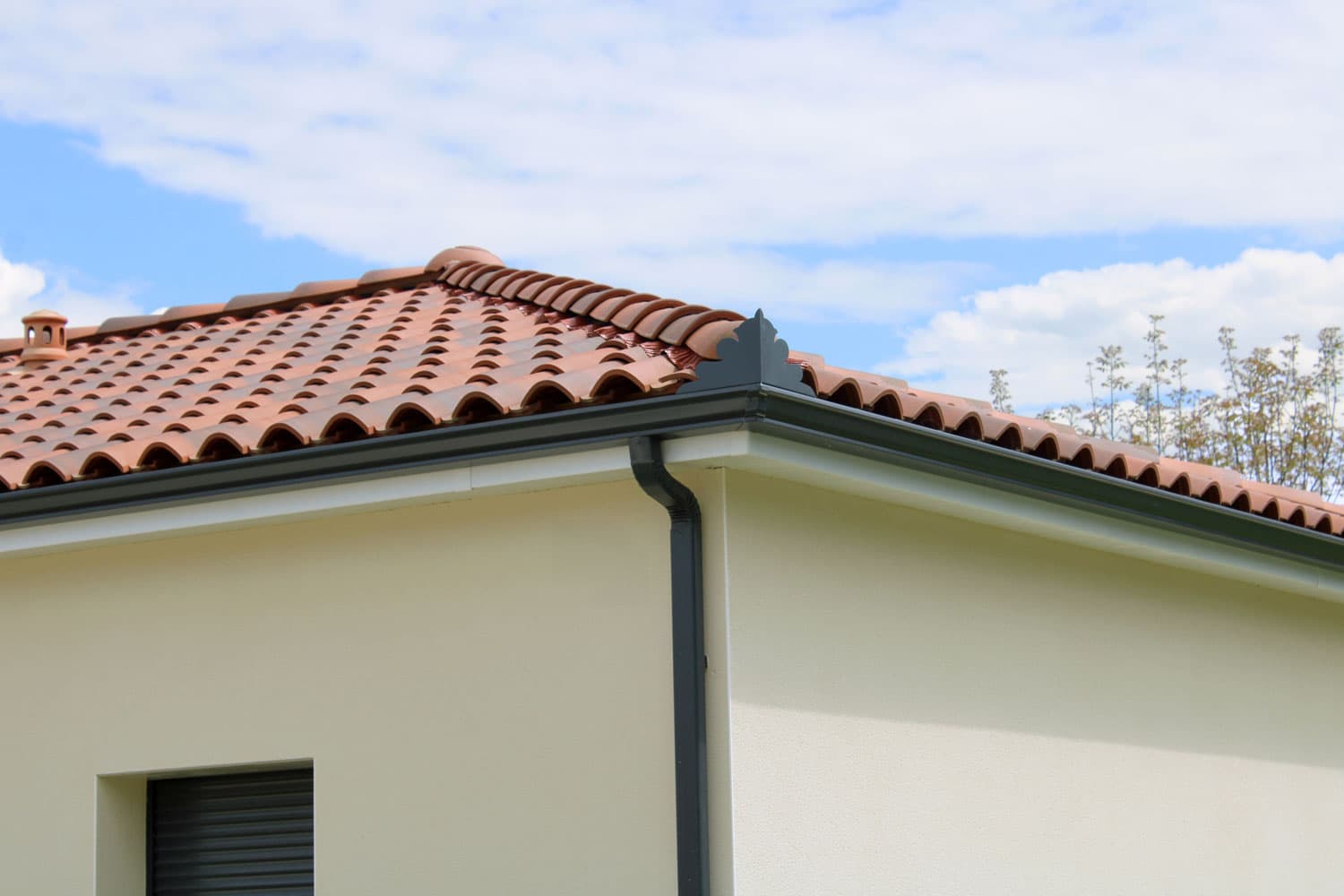 Canalones de aluminio en Dumbría